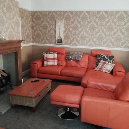 Carvetii - Halite House - 3 Bed House Sleeps Up To 5 People Apartment Tillicoultry Bagian luar foto