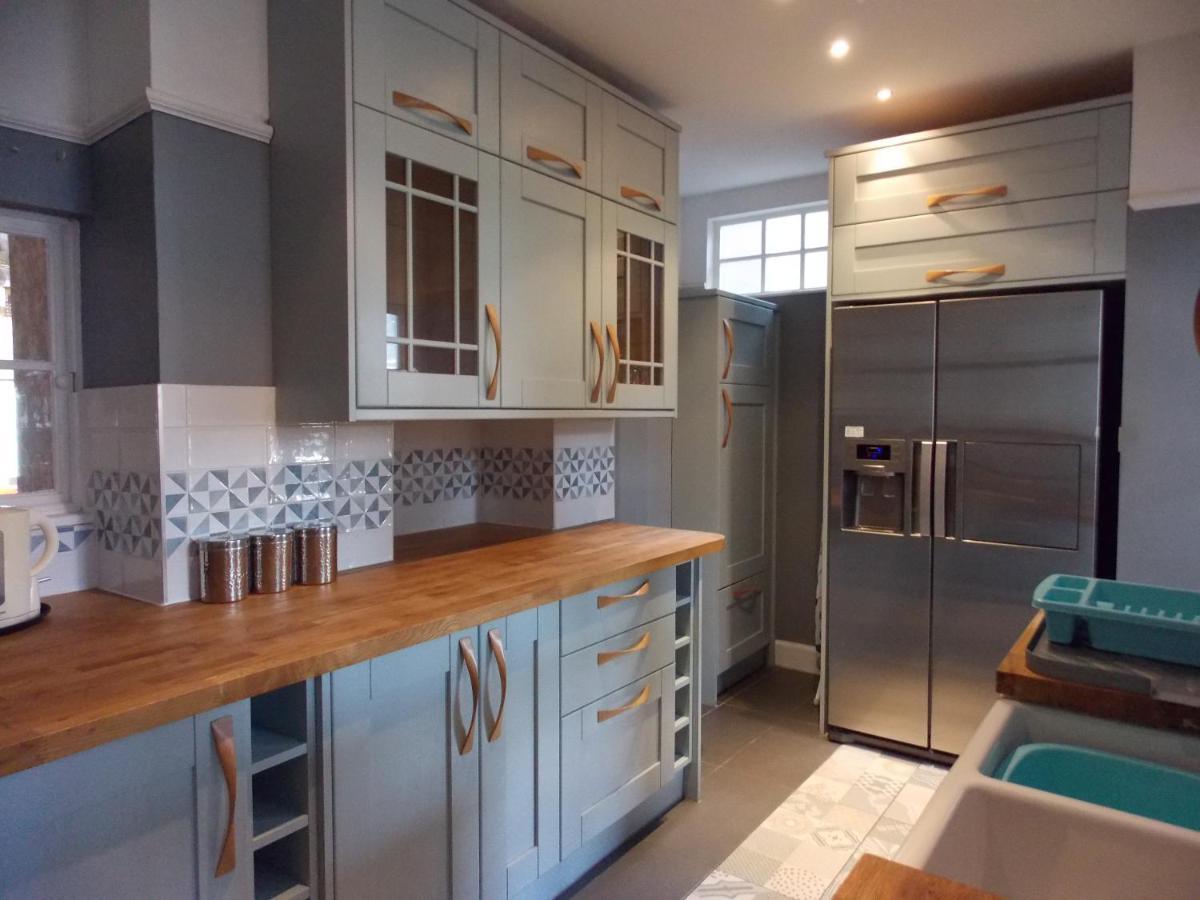 Carvetii - Halite House - 3 Bed House Sleeps Up To 5 People Apartment Tillicoultry Bagian luar foto